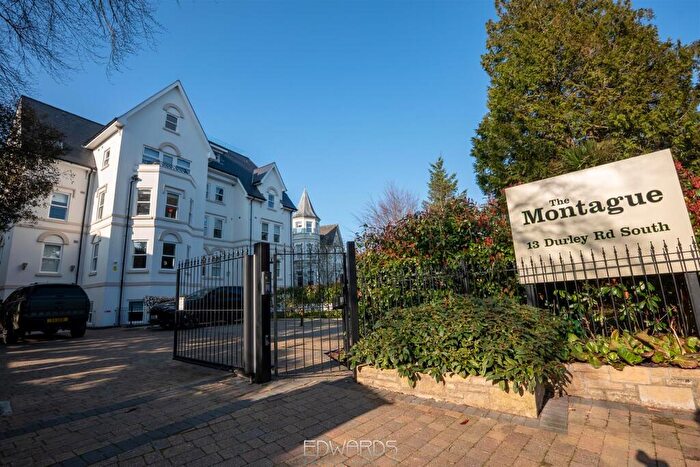 3 Bedroom Penthouse For Sale In Durley Road South, Bournemouth, BH2