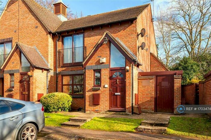 1 Bedroom Maisonette To Rent In Green Ridges, Headington, Oxford, OX3