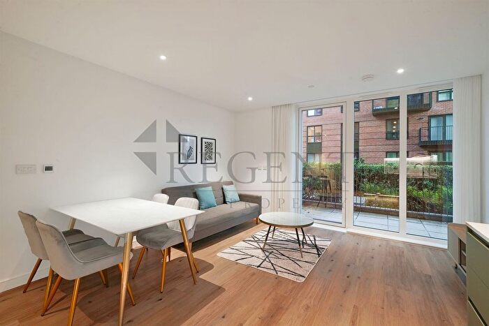 1 Bedroom Flat For Sale In Iris House, Cedrus Av, Southall, UB1