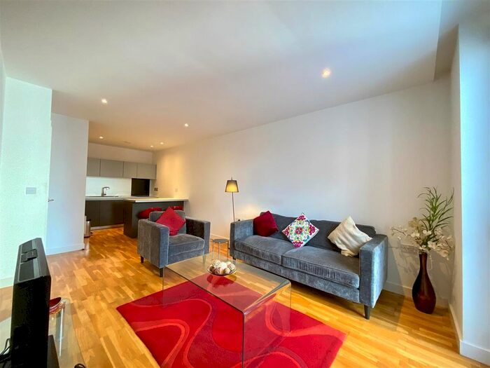 1 Bedroom Flat To Rent In The Hub, Piccadilly Place, Manchester, M1