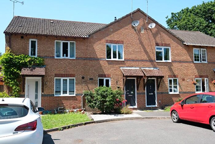 2 Bedroom Terraced House For Sale In The Gulls, Marchwood, Southampton, SO40
