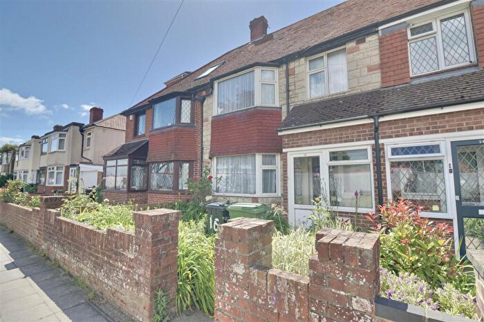 3 Bedroom House For Sale In Grove Road, Portsmouth, PO6