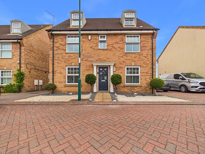 5 Bedroom Detached House For Sale In Verde Close, Eye, PE6