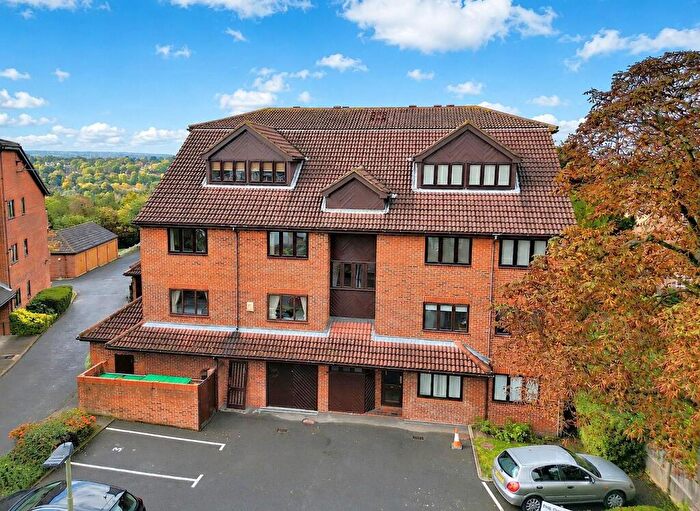 1 Bedroom Apartment To Rent In Oaklands Road, Bromley, BR1