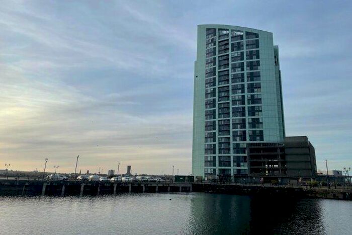 2 Bedroom Flat To Rent In Princes Parade, Liverpool, L3