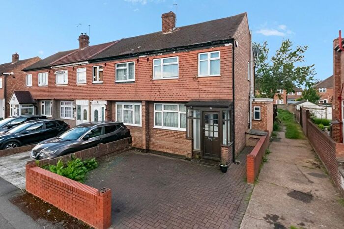 3 Bedroom End Of Terrace House For Sale In Granville Road, Hayes, UB3