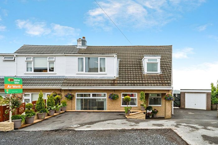 4 Bedroom Semi-Detached House For Sale In Llewellyn Park Drive, Morriston, Swansea, SA6