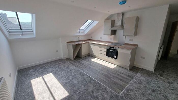 2 Bedroom Flat To Rent In Market Street, Oakengates (C), TF2