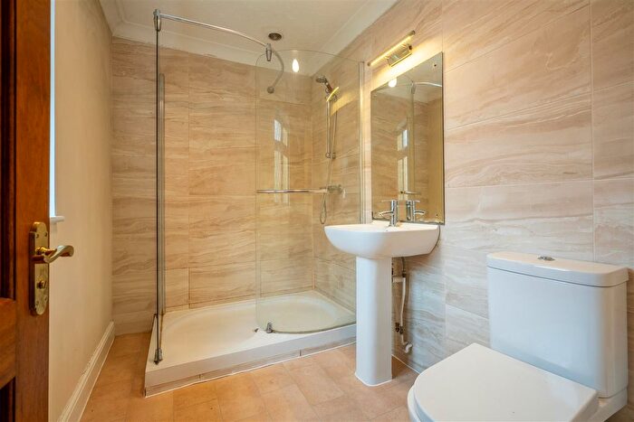 3 Bedroom End Of Terrace House For Sale In Pinehurst, Sunninghill, Ascot, SL5