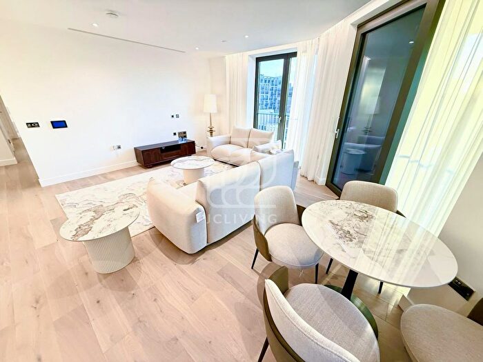 3 Bedroom Flat To Rent In Calthorpe Street, London, WC1X