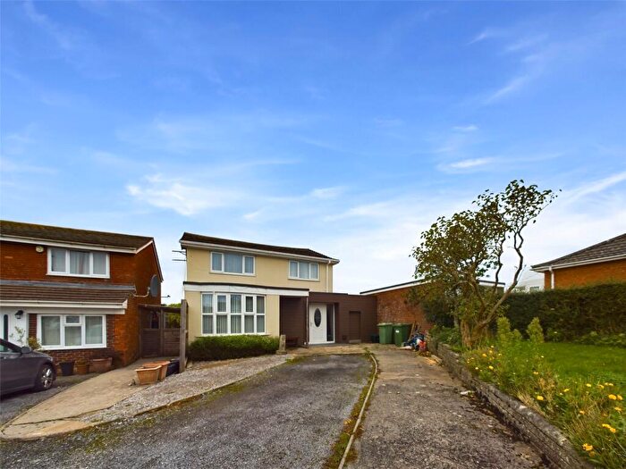 4 Bedroom Detached House For Sale In Burnham Close, Bleadon Hill, Weston-super-Mare, North Somerset, BS24