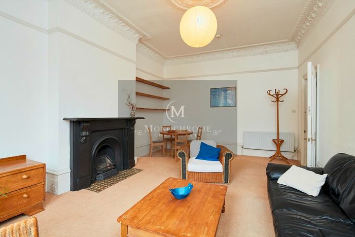 1 Bedroom Flat To Rent In Brondesbury Road, London, NW6