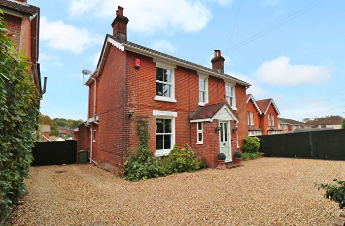 4 Bedroom Detached House For Sale In St. Johns Road, Hedge End, SO30