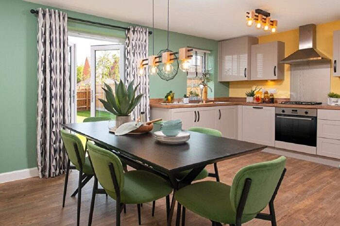 3 Bedroom End Of Terrace House For Sale In Henley Gate, Ipswich, IP1