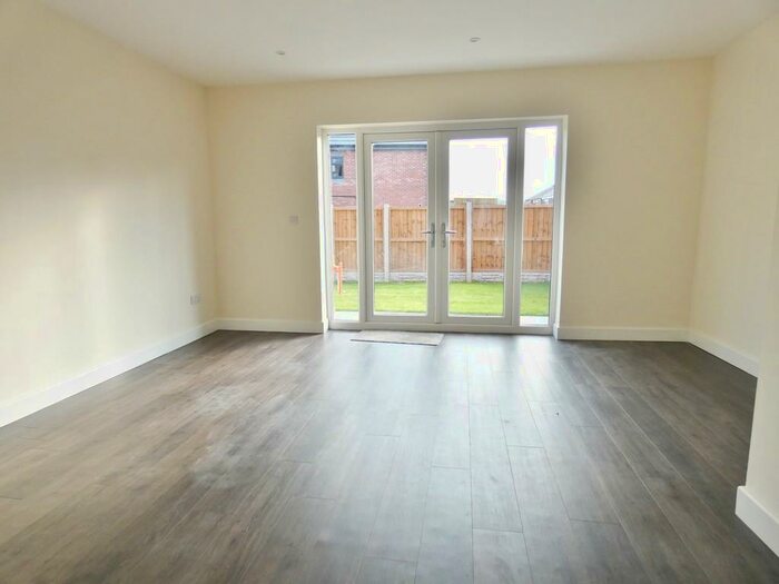 3 Bedroom Terraced House To Rent In Lytham Road, Fulwood, Preston, PR2