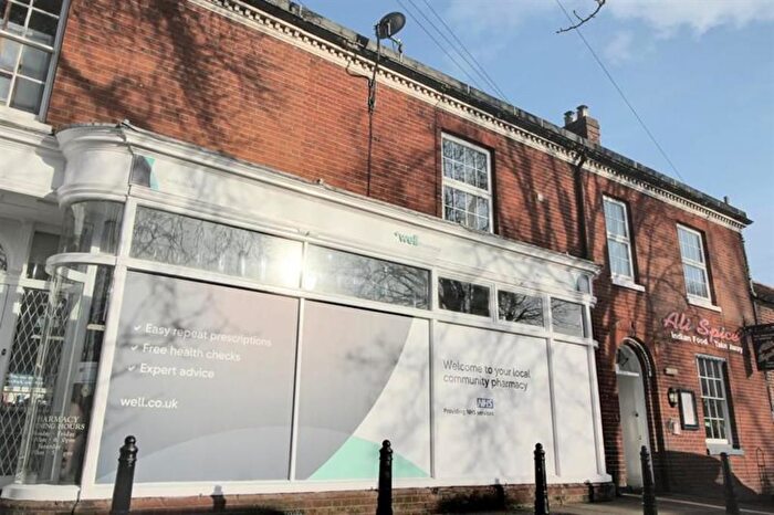 1 Bedroom Flat To Rent In High Street, Coltishall, NR12