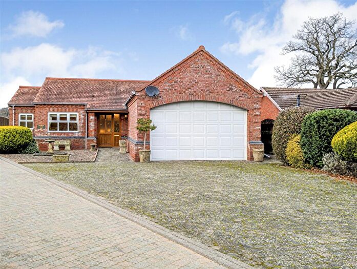 3 Bedroom Bungalow For Sale In Areley Court, Stourport-on-Severn, Worcestershire, DY13