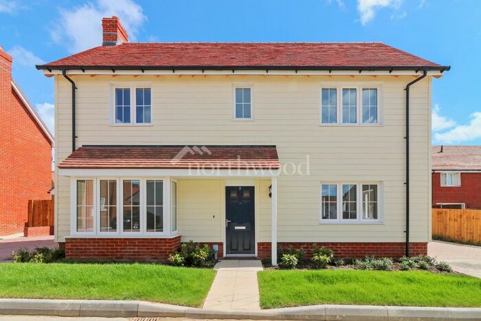 4 Bedroom Detached House To Rent In Kestrel Drive, Finberry, Ashford, TN25