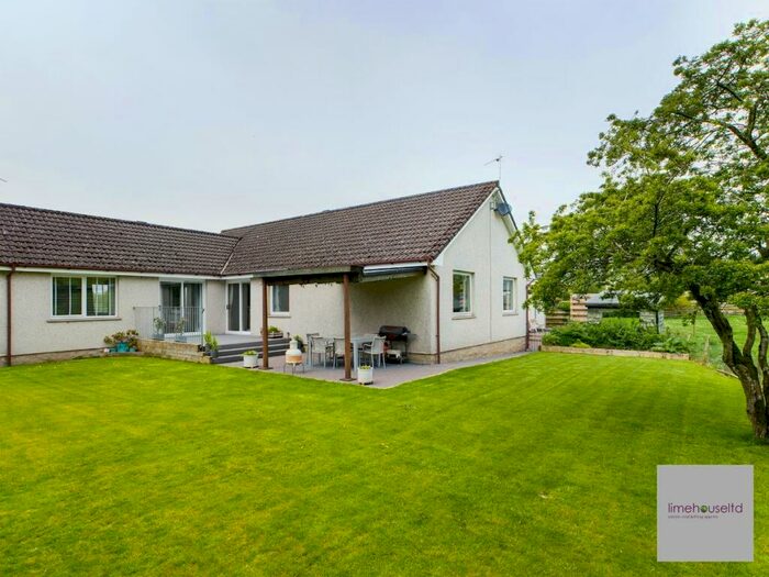 4 Bedroom Detached House For Sale In Greenmount, Biggarshiels Road, ML12