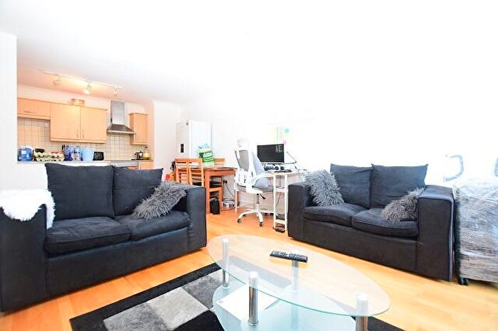 2 Bedroom Apartment To Rent In Redgrave, Millsands, Sheffield, S3