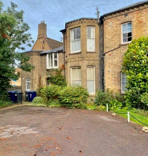 2 Bedroom Flat To Rent In Berkley Street, Eynesbury, PE19