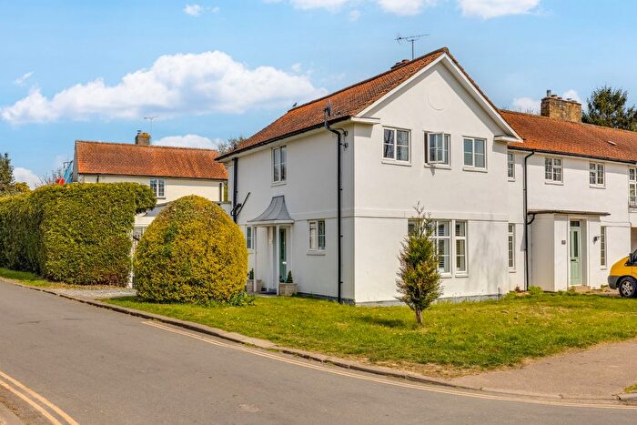 3 Bedroom End Terrace House For Sale In Attimore Road, Welwyn Garden City, Hertfordshire, AL8