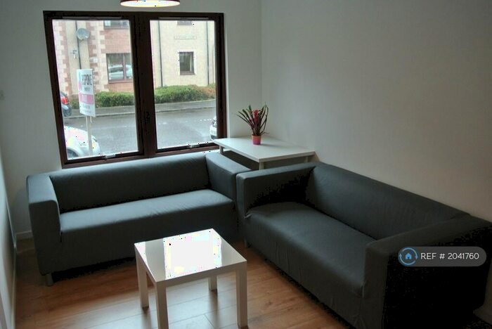 4 Bedroom Terraced House To Rent In Rosebury Terrace, Stirling, FK8