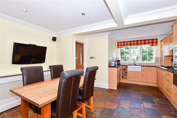 4 Bedroom Detached House For Sale In Ware Street, Bearsted, Maidstone, Kent, ME14