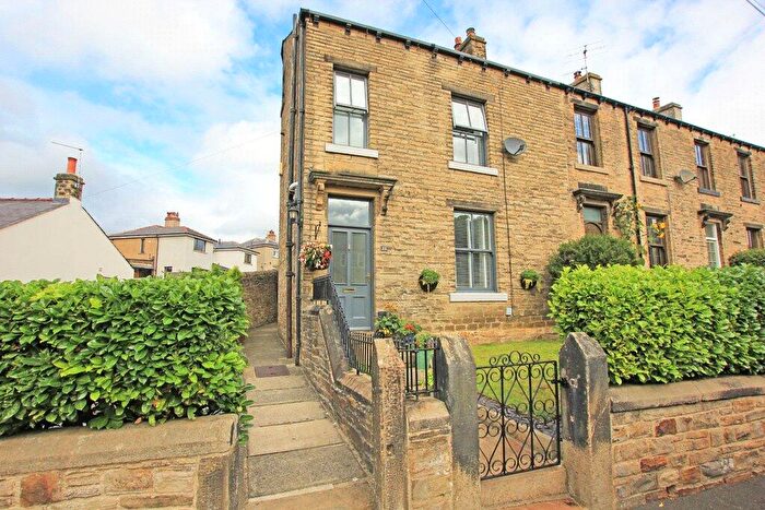 3 Bedroom End Of Terrace House For Sale In Otley Road, Skipton, BD23
