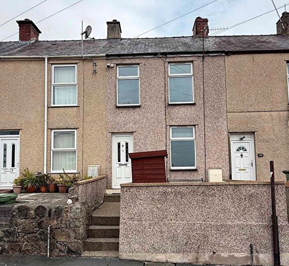 2 Bedroom Terraced House For Sale In Assheton Terrace, Caernarfon, Gwynedd, LL55