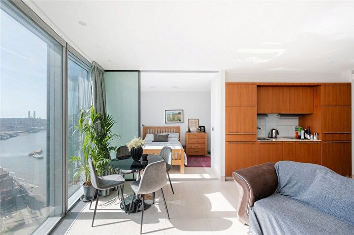 1 Bedroom Flat To Rent In The Tower, St George Wharf, Vauxhall, SW8