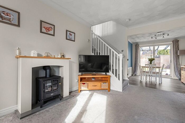 4 Bedroom Detached House For Sale In Geldof Road, Huntington, York, YO32