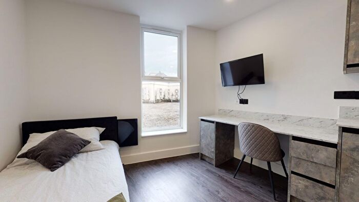 1 Bedroom Flat To Rent In Lister Gate, Nottingham, NG1