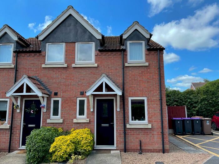 2 Bedroom Semi-Detached House To Rent In Mill Lane, North Hykeham, LN6