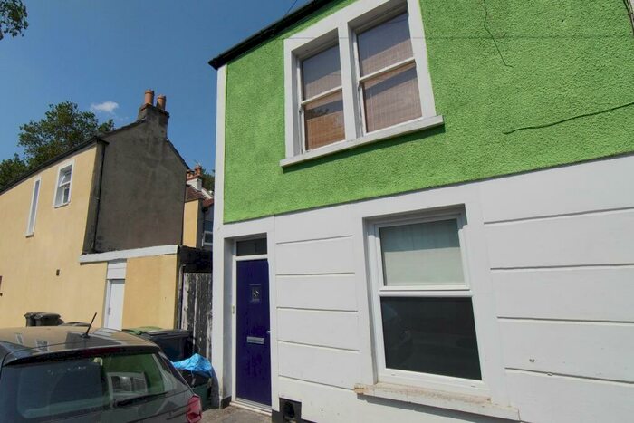 2 Bedroom House To Rent In Maidstone Street, Bedminster, BS3