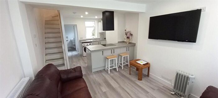 2 Bedroom Terraced House To Rent In Albert Street, Bangor, Gwynedd, LL57