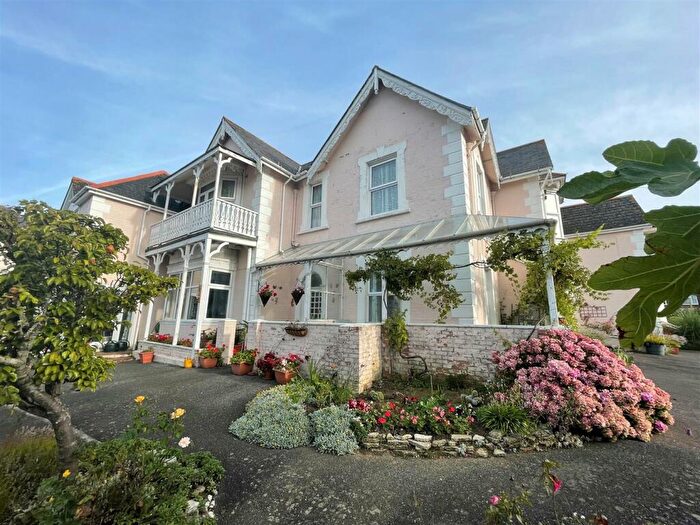 15 Bedroom Detached House For Sale In Park Road, Shanklin, PO37