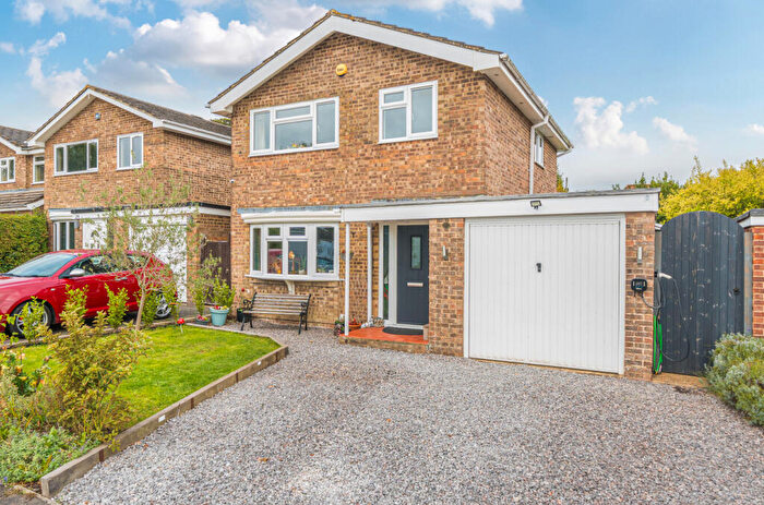3 Bedroom Detached House For Sale In Friars Croft, Calmore, Southampton, Hampshire, SO40