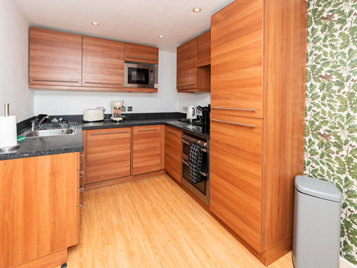 1 Bedroom Flat To Rent In Blagrave Street, Reading, RG1