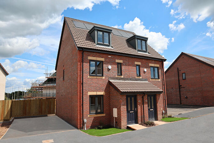 3 Bedroom House To Rent In Ingrams Place, Exeter, EX5