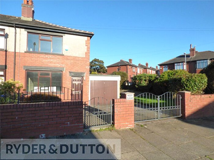 2 Bedroom End Of Terrace House To Rent In Clarendon Street, Rochdale, Greater Manchester, OL16