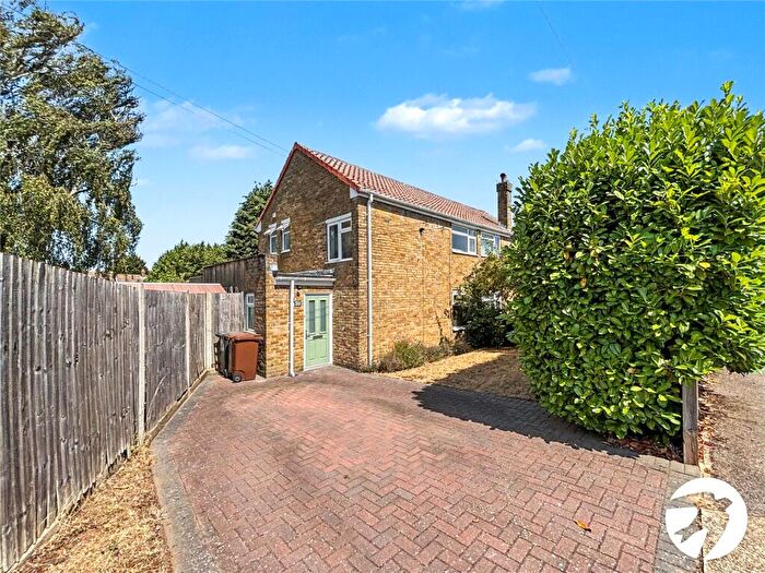 2 Bedroom Semi-Detached House For Sale In Sedge Crescent, Weedswood, Kent, ME5