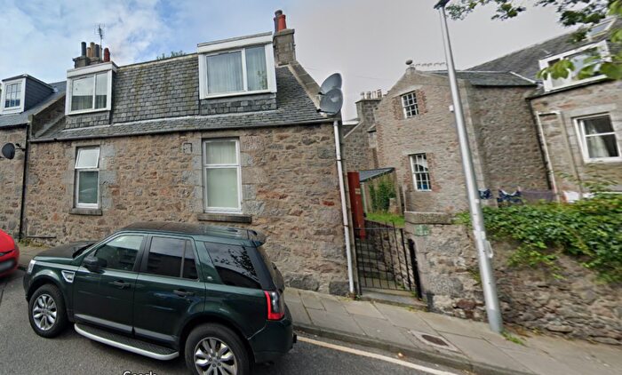 2 Bedroom Cottage For Sale In A, Whitehouse Street, Aberdeen, AB10