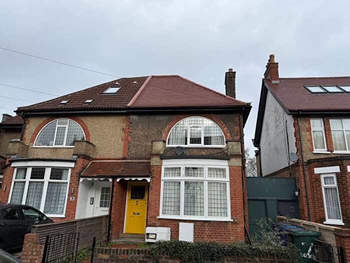 1 Bedroom Flat To Rent In London, NW4