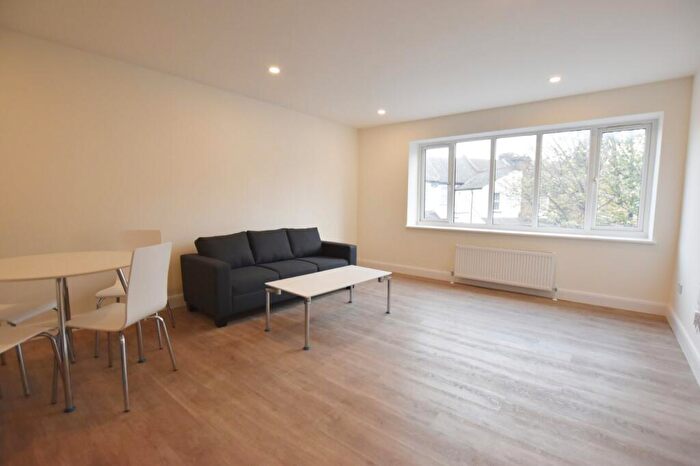 1 Bedroom Apartment To Rent In Limes Road, Croydon, CR0