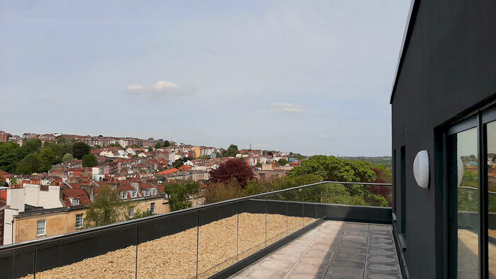 2 Bedroom Apartment To Rent In Beckford House, BS1