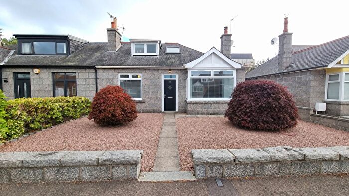 4 Bedroom Semi-Detached House To Rent In Angusfield Avenue, The West End, Aberdeen, AB15
