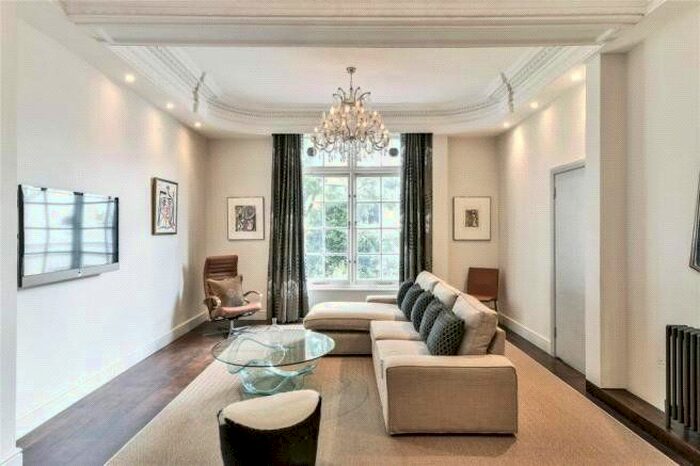 1 Bedroom Flat To Rent In Dunraven Street, Mayfair, London, W1K