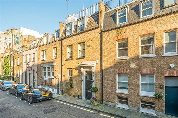 2 Bedroom Flat To Rent In Bingham Place, London, W1U