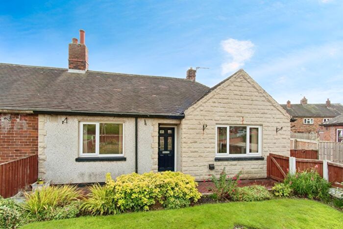 2 Bedroom Semi-Detached Bungalow For Sale In Manor Drive, Featherstone, Pontefract, WF7